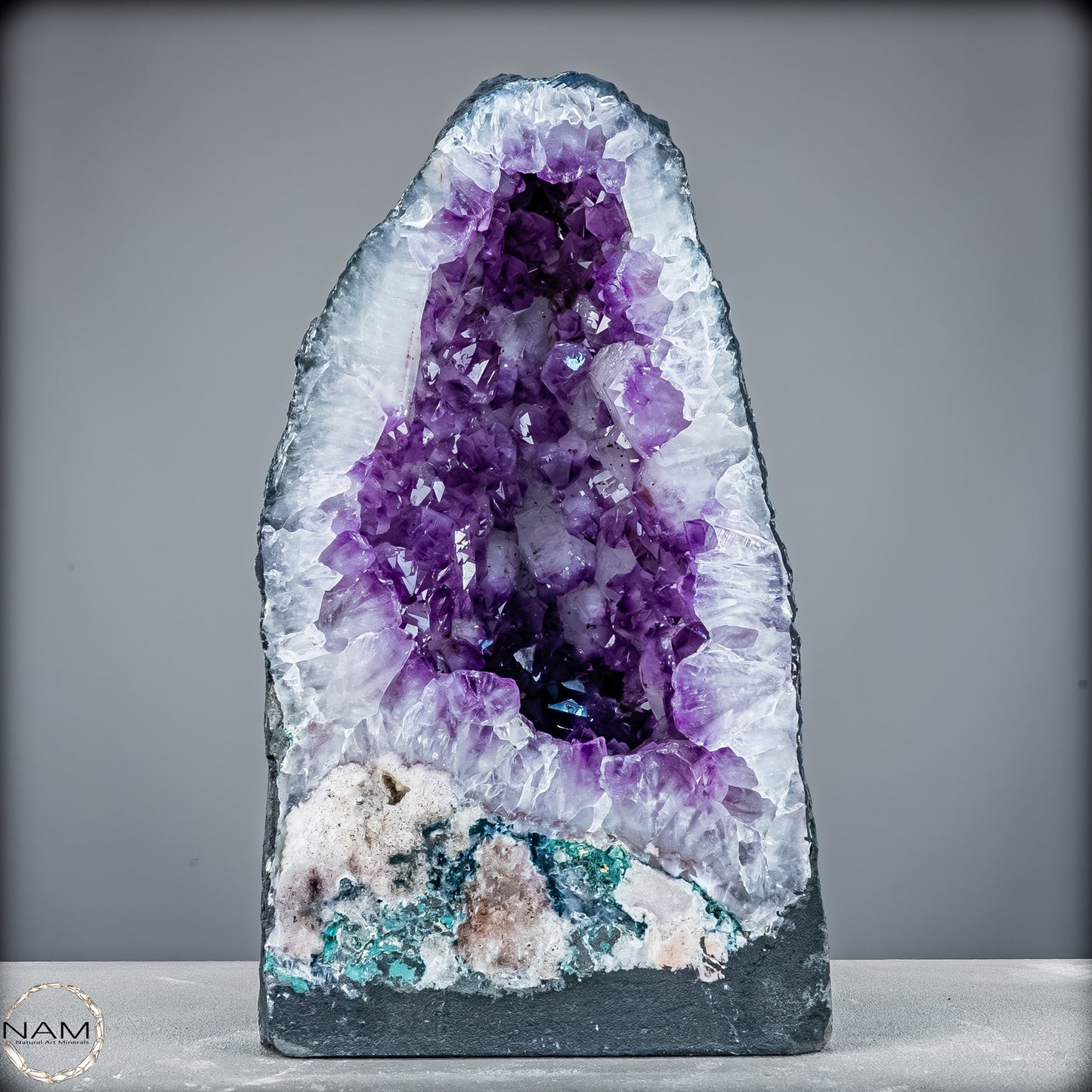 Amethyst-Druse mit Calcit aus Uruguay – 13184,13g