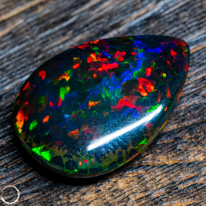 Großer Schwarzer Opal Cabochon - 3,00g 15ct