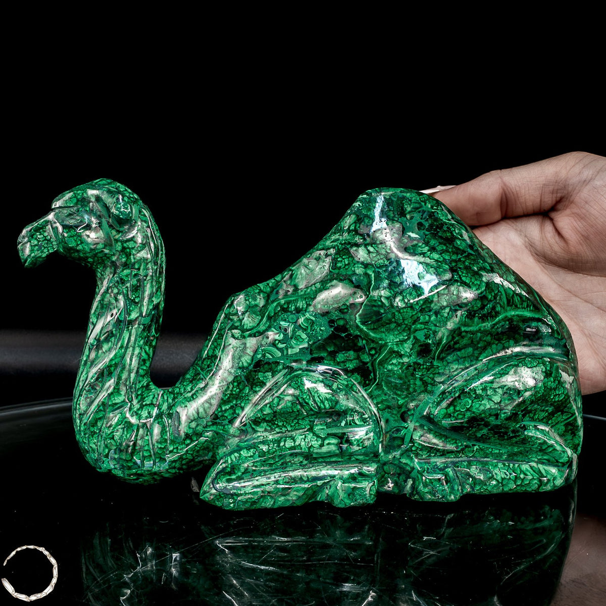 Sehr alte Malachit Skulptur Kamel, Kongo - 1844,82g
