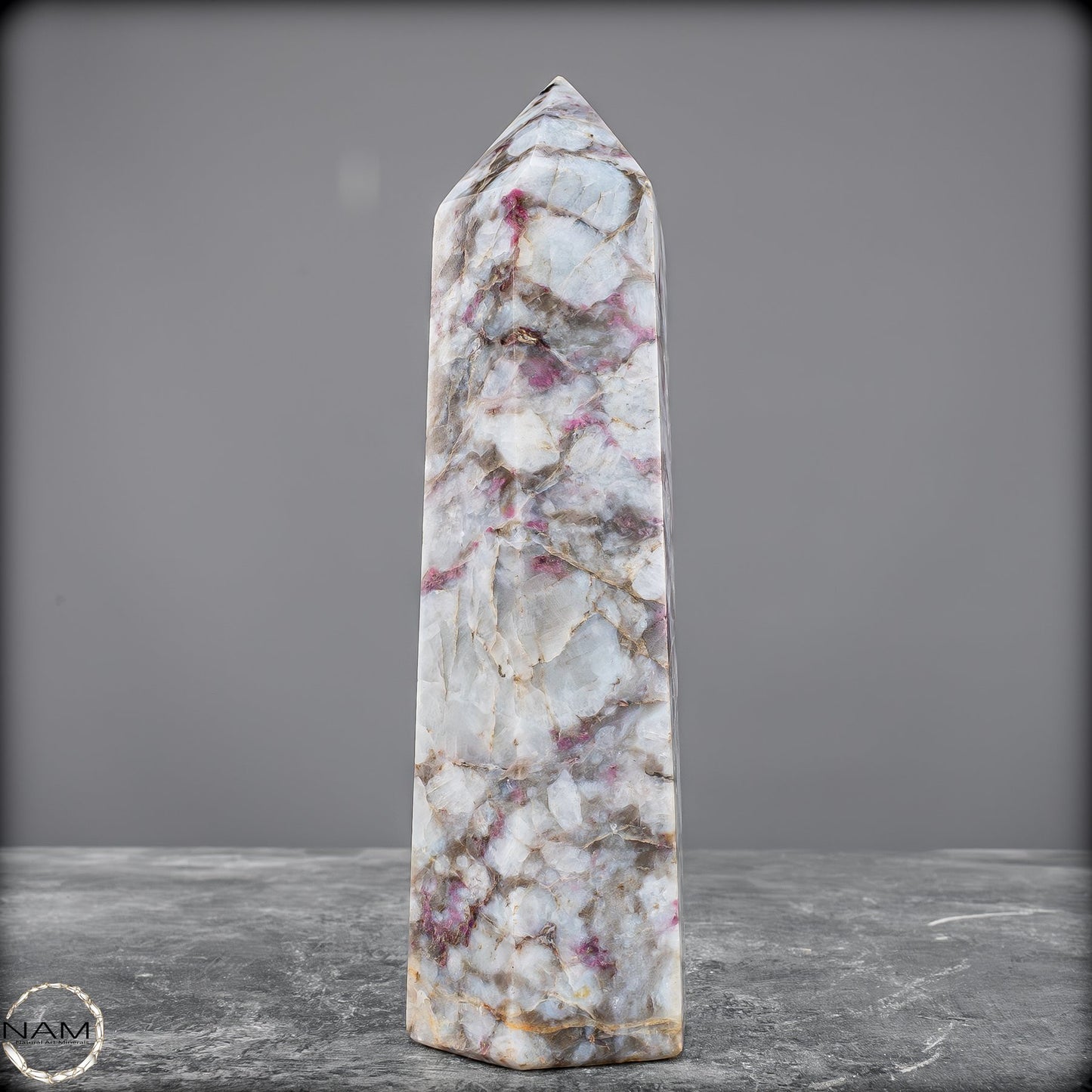 Einzigartiger Rubellit-Obelisk - 535,55g