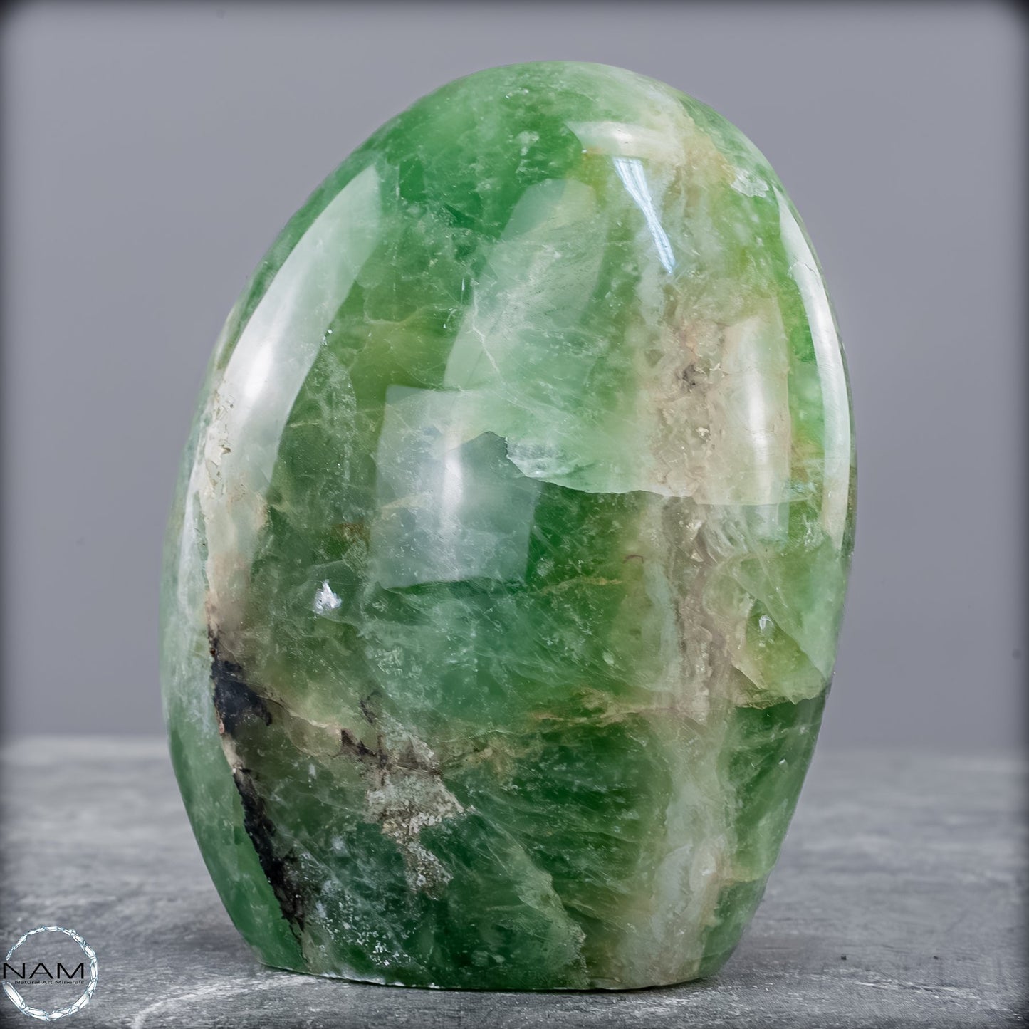 Natürliche Grüne Fluorit-Kristall Freiform - 934,99g