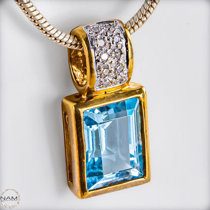 Aquamarin-Anhänger in 333er Gold 1,59g - 7,95ct