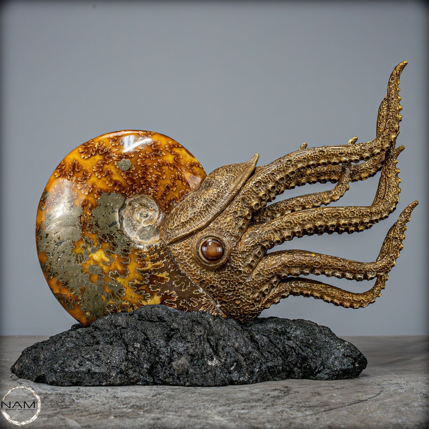 Natürlicher Ammonite verbunden mit Meisterhafter Kunst -1240,38g