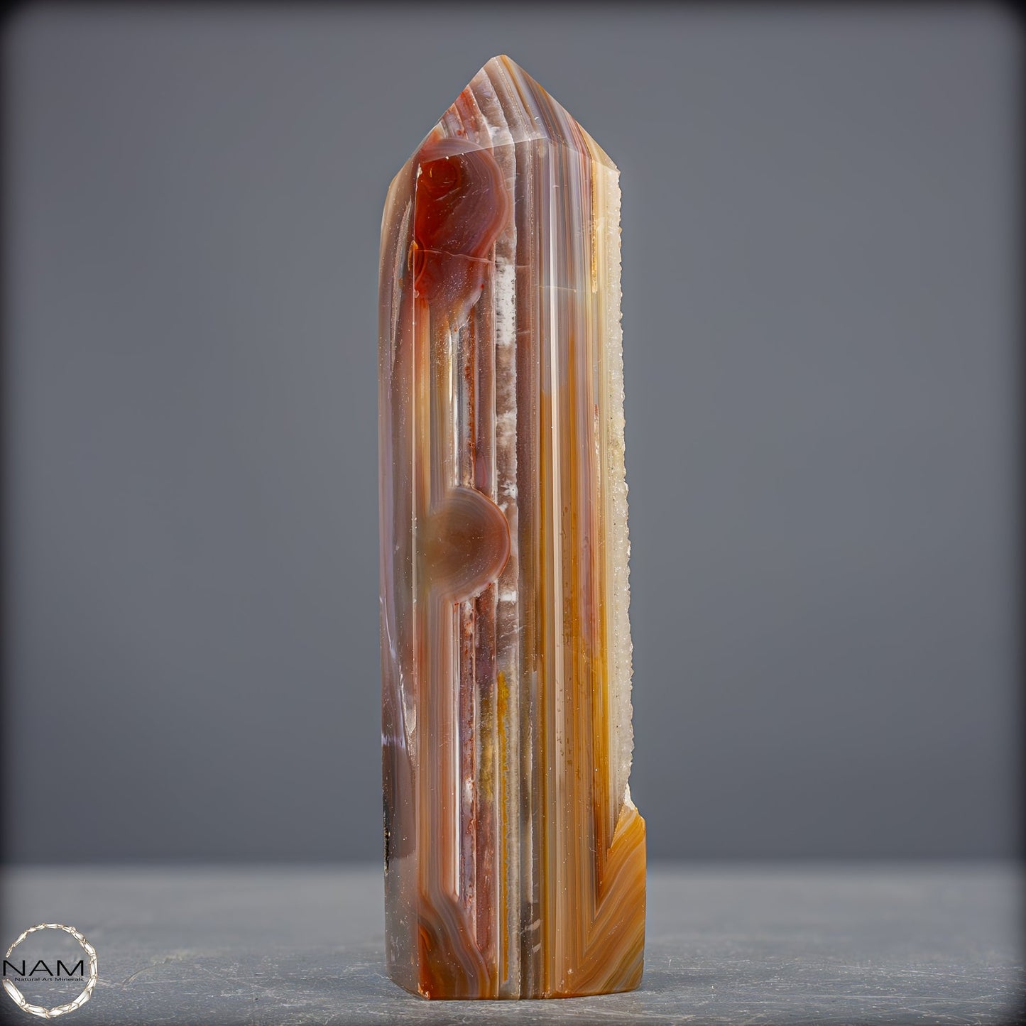 Natürlicher Achat-Kristall Obelisk mit Druse - 725,25g