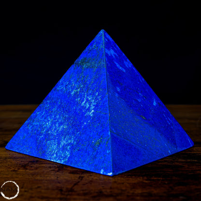 Natürliche Dekorative Lapislazuli Pyramide, Höchste Qualiität - 701,81g