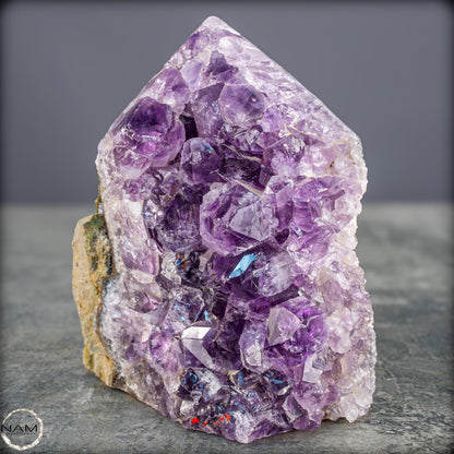 Natürliche Amethyst-Kristall Druse/Spitze - 718,19g