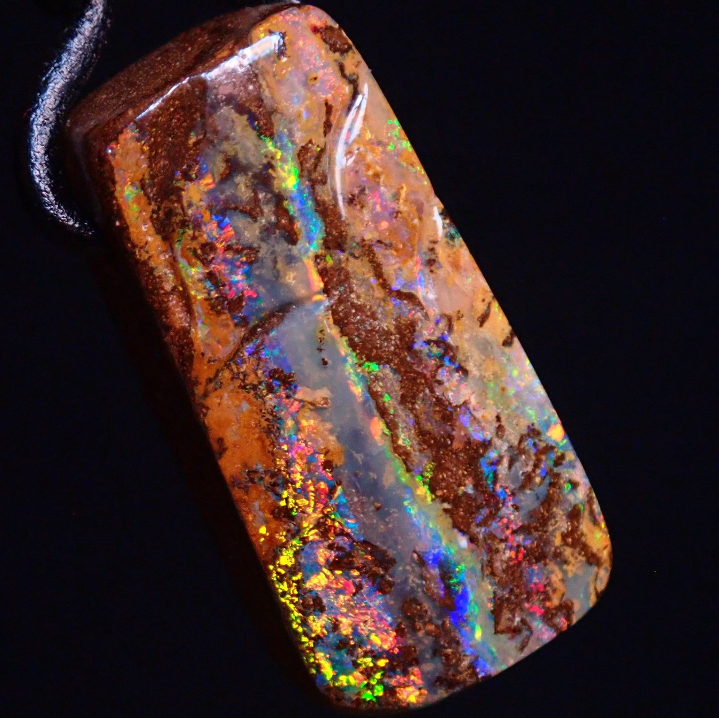 AAA+++ Boulder Opal Anhänger - 50,9ct