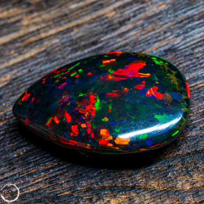 Großer Schwarzer Opal Cabochon - 3,00g 15ct