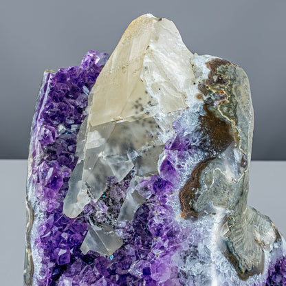 Perfekte  Amethyst-Druse mit Calcit kristallen - 3709,25g