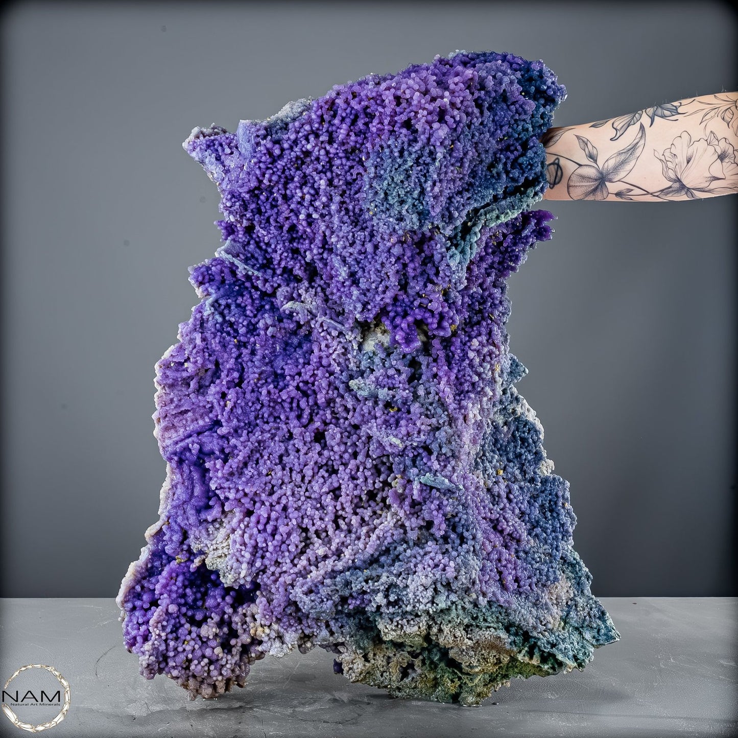 Natürliche Botroidale Chalcedon-Formation „Traubenachat“- 25807,99g
