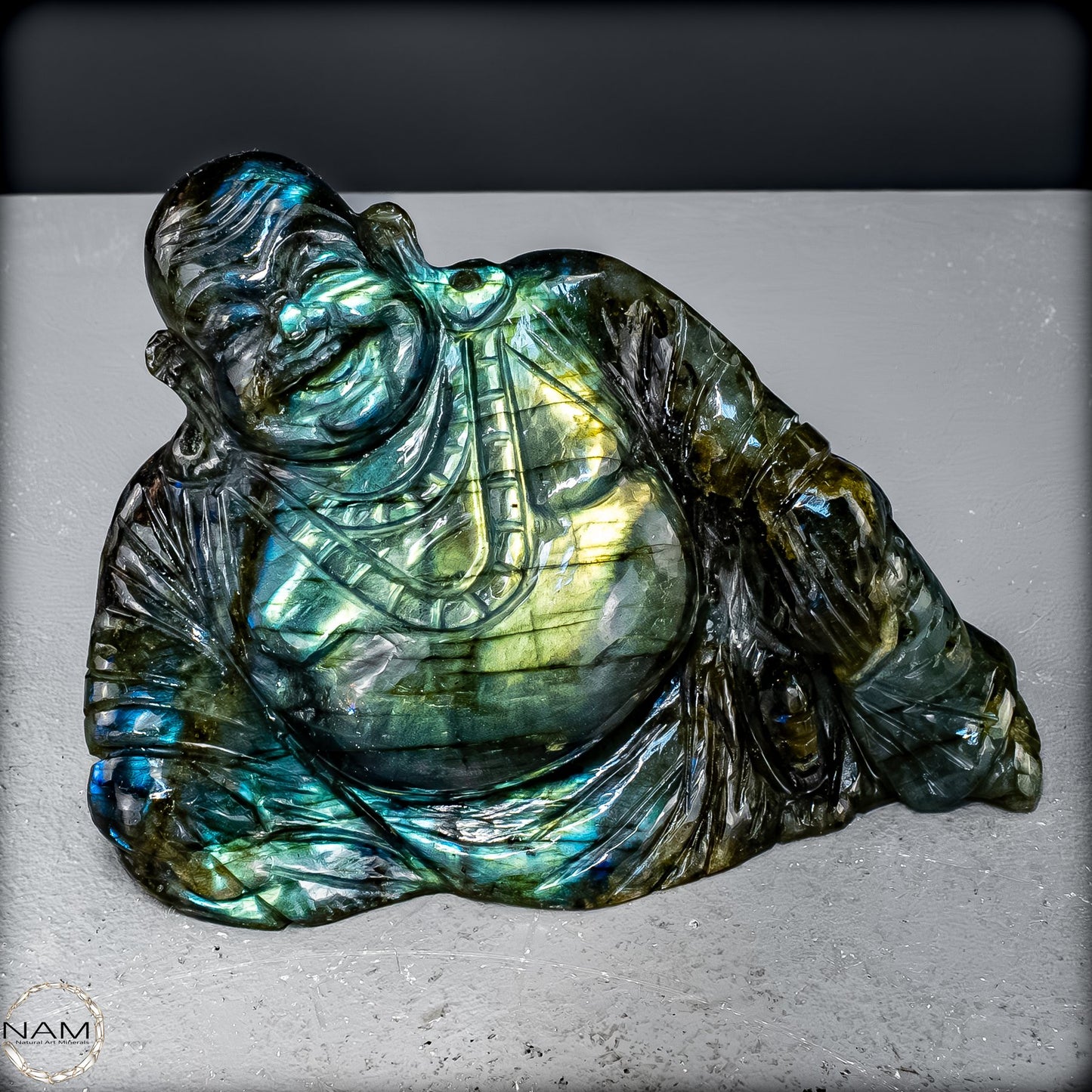 Natürliche Labradorit Kristall Buddha Skulptur -979,66g