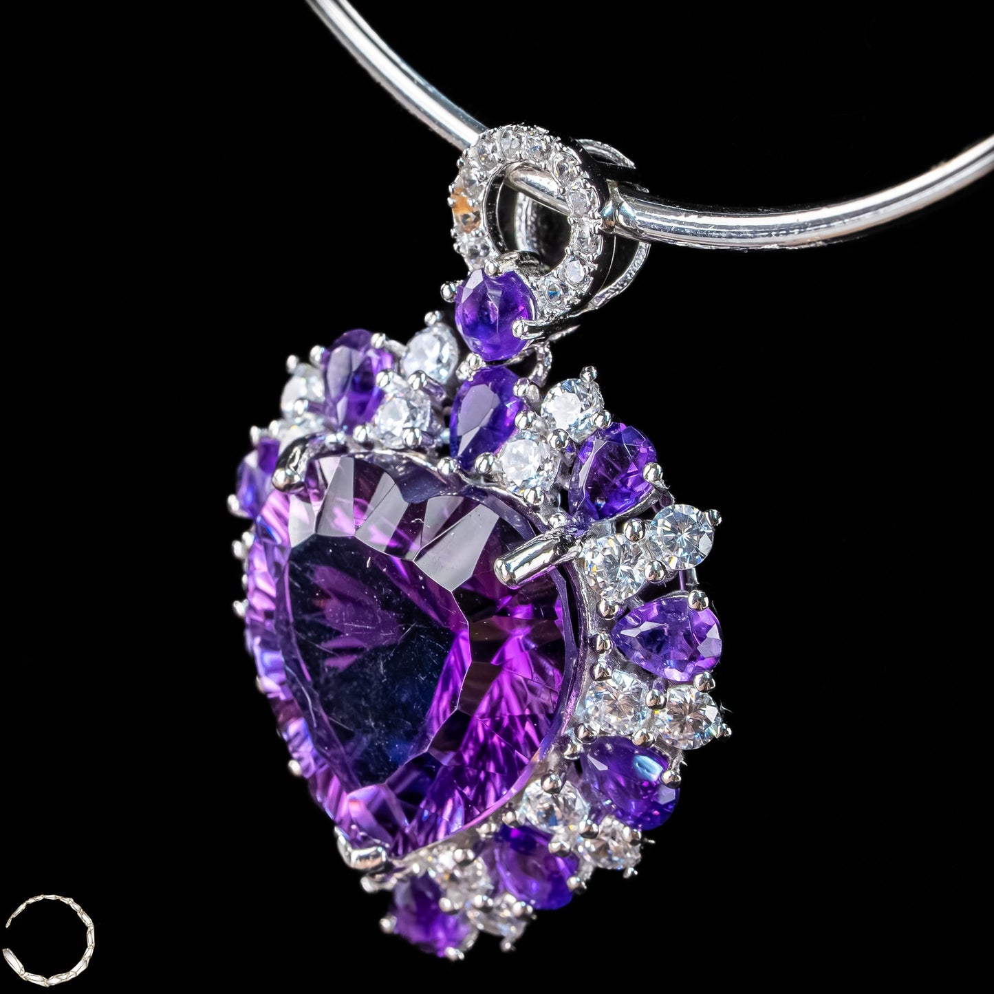 Amethyst-Anhänger – ein Meisterwerk aus Licht, Tiefe und Eleganz  6,97g 34,85ct