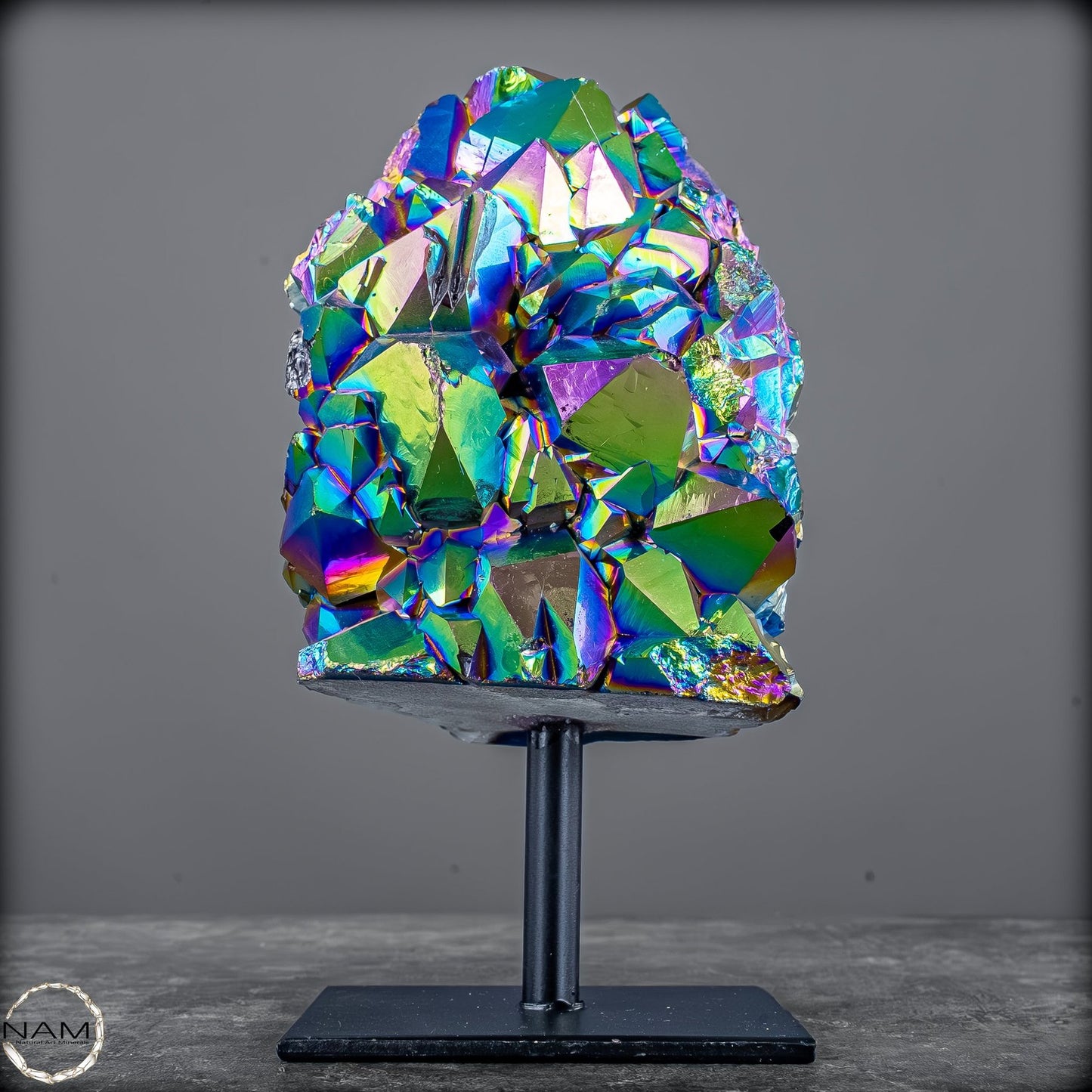 Kristall-Aura-Amethyst auf Ständer – 1377,44g