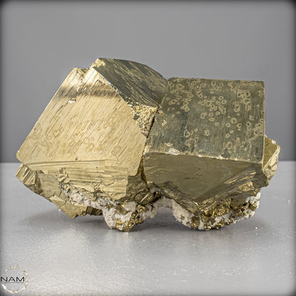 Natürliche Pyrit und Quarz Kristallcluster - 2792,47g