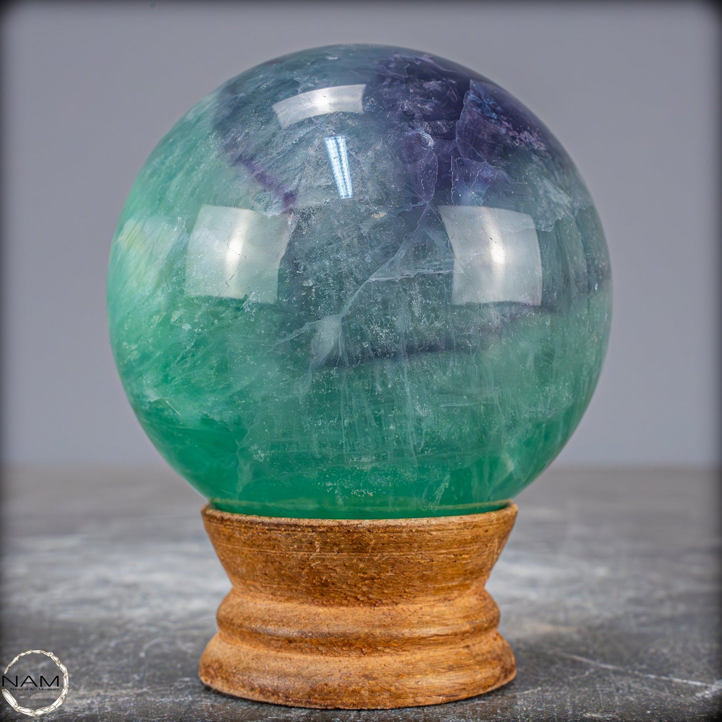 Natürliche Lila-Grüne Fluorit Kugel, China - 539,72g - 68,8mm