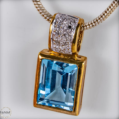 Aquamarin-Anhänger in 333er Gold 1,59g - 7,95ct