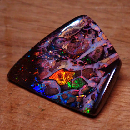 AAA+ Boulder Opal aus Australien, 32.65ct - 6,530g - 35,78 x 32,07 x 4,97mm