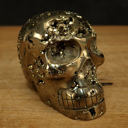 Pyrit Schädel/Totenkopf Skulptur - 732,21g - 70 x 83 x 61 mm