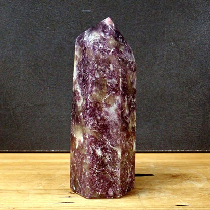 Lepidolith Obelisk, 613g, 140 x 55 x 45mm