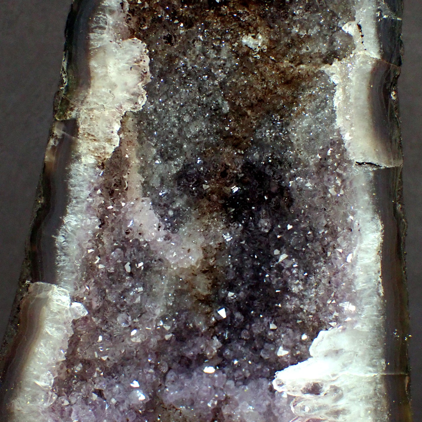 Mehrfarbige Amethyst Druse - 6547,79g - 340 x 170 x 145mm