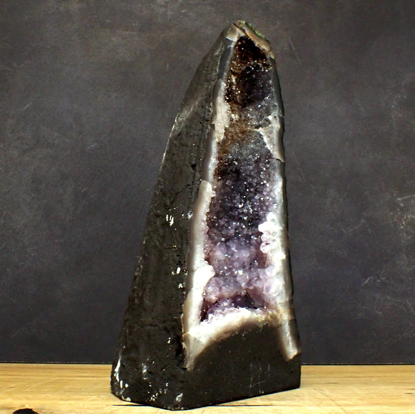 Mehrfarbige Amethyst Druse - 6547,79g - 340 x 170 x 145mm