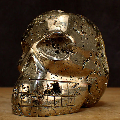 Großer Pyrit Schädel/Totenkopf Skulptur - 2540,45g - 132 x 107 x 82 mm