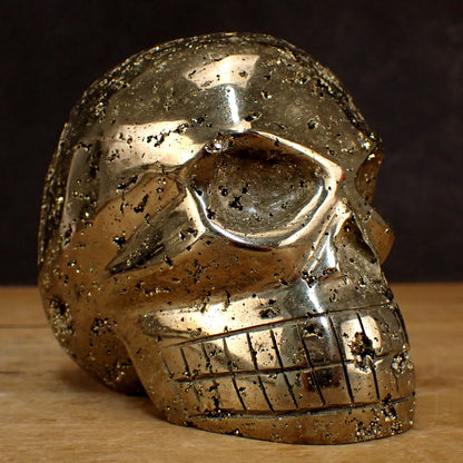 Großer Pyrit Schädel/Totenkopf Skulptur - 2540,45g - 132 x 107 x 82 mm