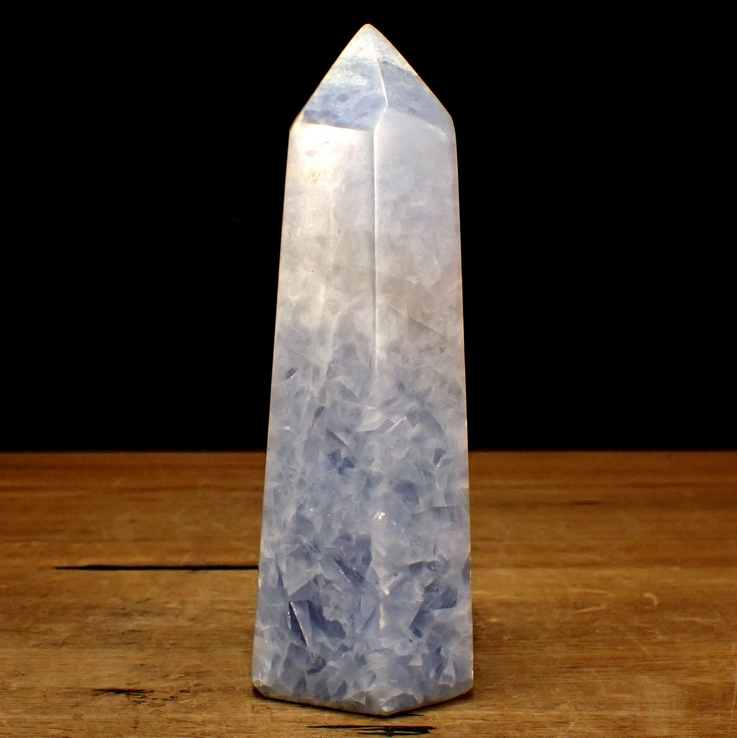 Blauer Calcit Obelisk - 734,44g - 166 x 60 x 47mm