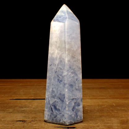 Blauer Calcit Obelisk - 734,44g - 166 x 60 x 47mm